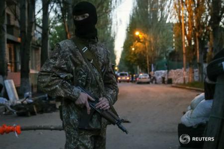 Separatistii prorusi: Observatorii OSCE retinuti la Slaviansk sunt spioni NATO. Ii vom schimba cu propriii nostri prizonieri