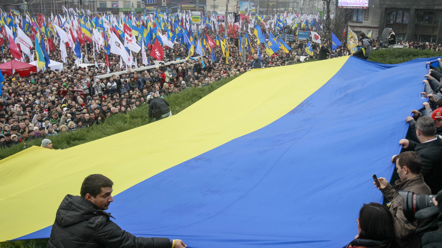 Kievul propune organizarea unor mese rotunde la nivel national pentru a solutiona criza din Ucraina