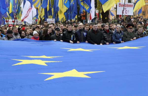 CE si Ucraina au semnat un acord de asistenta financiara in valoare de un miliard de euro