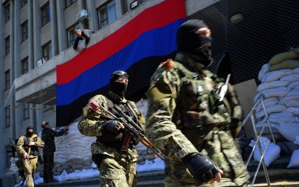 Criza in Ucraina. NATO sustine ca nu exista dovezi care sa arate ca trupele ruse se retrag de la granita