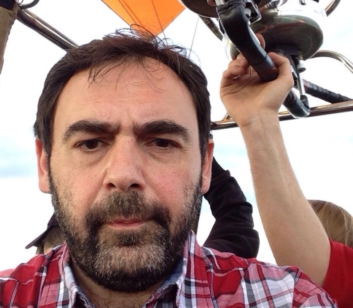 "Tcaciuk se plimba cu aerostatul la granita cu Romania". Pozele postate de Renato Usatii pe Facebook