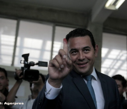 Un fost comic de televiziune are cele mai mari sanse sa castige alegerile prezidentiale din Guatemala. "E un vot de pedeapsa"