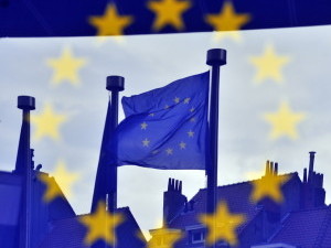 Desfiintarea spatiului Schengen, cu Franta si Germania conducatori supremi. Transformarea radicala a UE