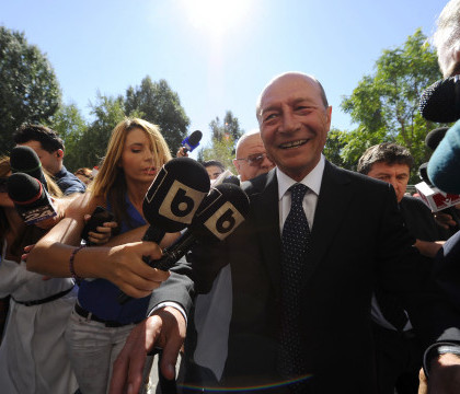 Traian Basescu, asteptat azi la audieri in dosarul in care e urmarit penal pentru amenintare