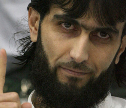 Islamist, membru al unei organizatii teroriste, ucis in Berlin dupa ce a injunghiat o politista