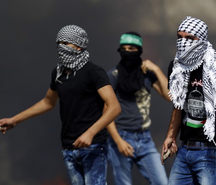 Israelul este lovit de "terorismul de cutit". Palestinienii ataca trecatorii prin autobuze si statiile de transport