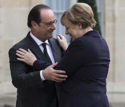 VIDEO - Tensiuni intre Germania si Austria: "Aduc refugiatii la granita dupa caderea intunericului." Ultimatumul primit de Merkel