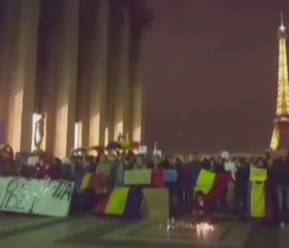 Manifestatiile din Romania, sustinute de romanii din strainatate. "Nu va lasam singuri", s-a strigat la Paris si Londra