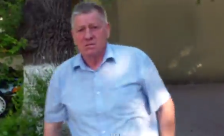 VIDEO. Jurnalist AGRESAT si INJURAT de soferul Mariei Postoico. Reactia comunistei