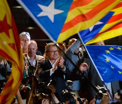 Catalonia: Curtea constitutionala suspenda rezolutia separatista