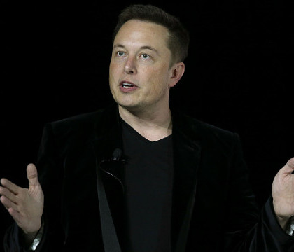 Elon Musk: Omenirea trebuie sa ajunga pe Marte inainte de izbucnirea Celui De-Al Treilea Razboi Mondial