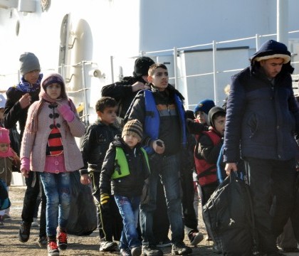 Peste un milion de migranti au sosit in Europa pe mare in 2015. Aproape 4.000 au murit in calatorii periculoase