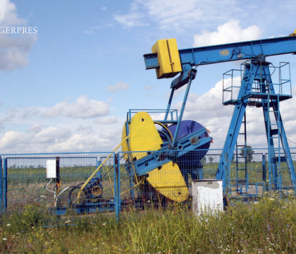 Pretul petrolului s-a prabusit dramatic in SUA. Cursul anuntat este minimul ultimilor 12 ani
