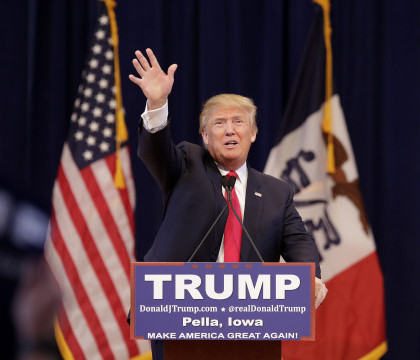 Donald Trump: "As putea sa impusc pe cineva si tot nu as pierde voturi". Politicianul conduce detasat in sondaje