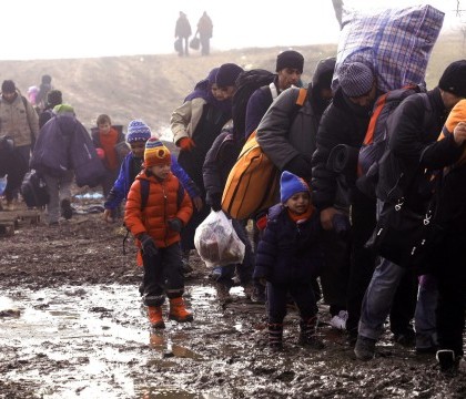 Suedia va expulza pana la 80.000 de solicitanti de azil respinsi. A primit mai multi migranti decat Germania in 2015