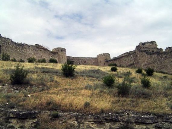 Un nou razboi la granitele Rusiei. Tensiunile din Ucraina au reaprins un conflict care mocneste de 20 de ani