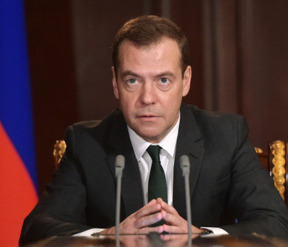 Dmitri Medvedev: O ofensiva terestra straina in Siria ar putea duce la izbucnirea unui nou razboi mondial