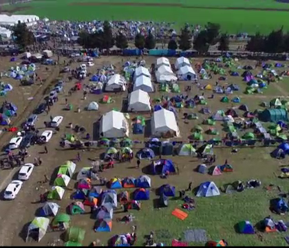 Planul UE de 1 miliard de euro pentru a face fata puhoiului de migranti. Refugiat: Fratii mei au fost ucisi in bombardamente