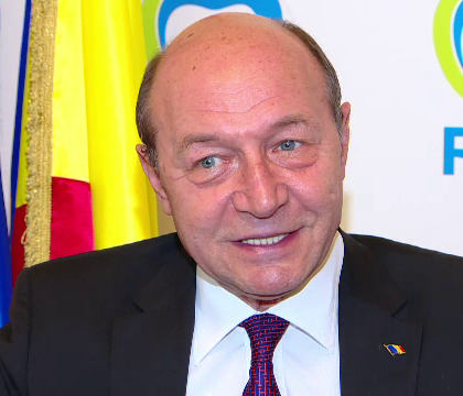 Traian Basescu cere masuri radicale impotriva teroristilor. "Statul Islamic a decis sa-si transfere trupele in Europa"