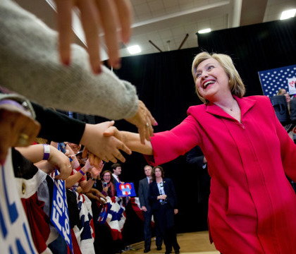 Bernie Sanders si Hillary Clinton, cate o victorie in statele Oregon si Kentucky, la alegerile prezidentiale primare