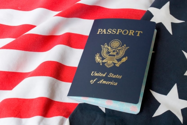 (P) Vrei sa te stabilesti cu traiul in America? Programul Green Card este sansa ta - VIDEO