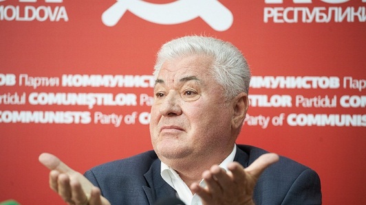 Motivul pentru care Renato Usatii trebuie sa-i plateasca lui Vladimir Voronin 1 leu