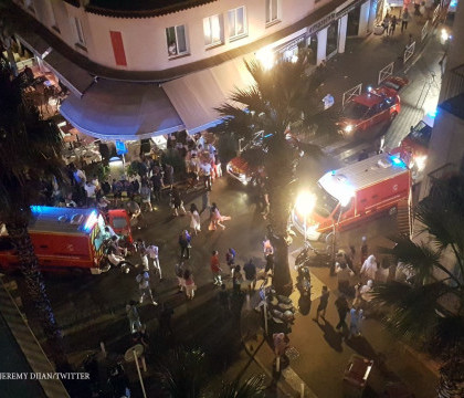 Busculada cu mai multi raniti pe Coasta de Azur, dupa o explozie intr-o zona turistica. Politia nu a gasit cauza incidentului