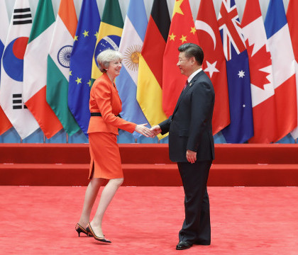 Ce au fost sfatuiti Theresa May si grupul G20, cu ocazia summit-ului: "Ni s-a spus sa ne schimbam sub cearsaf, la hotel"