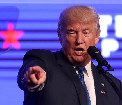 New York Times a numarat toate insultele lui Donald Trump de pe Twitter. Magnatul a lansat pana acum 273 de jigniri