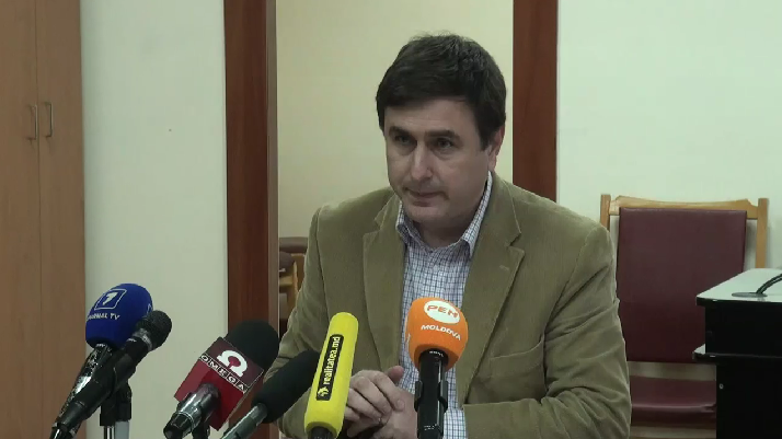 Ionita dezvaluie o noua schema: "Din Banca de Economii au fost scoase 80 de milioane de lei care au ajuns la firma unei rude de-a lui Vlad Filat!"