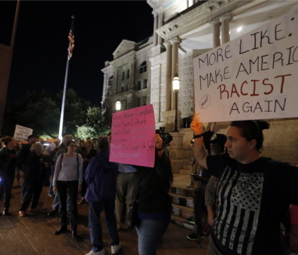 A treia noapte de proteste anti-Trump in Statele Unite: o persoana impuscata in Portland si 11 arestati la New York -  VIDEO