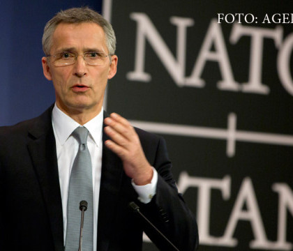 Prima discutie intre seful NATO si Donald Trump. Conditia pusa de noul presedinte american pe care Romania nu o respecta