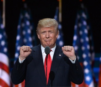 New York Times: "Serviciile rusesti l-ar fi filmat pe Trump cu niste prostituate la un hotel in Moscova". Reactia Kremlinului