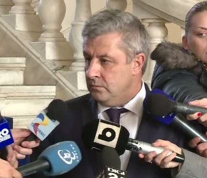 Presedintele Romaniei a semnat eliberarea din functie a lui Iordache si numirea Anei Birchall ministru interimar la Justitie