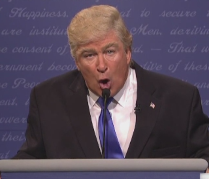 Alex Baldwin, despre cum a reusit sa-l imite pe Donald Trump. Actorul participa la crearea unei carti despre presedinte