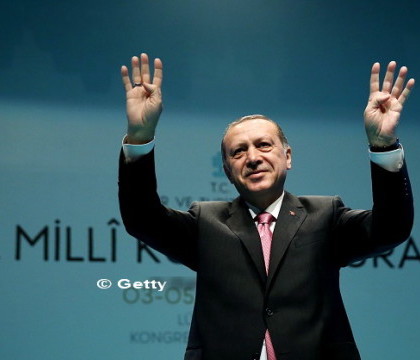 Erdogan ataca din nou Germania si o acuza de "practici naziste", dupa anularea mitingurilor. Cum a inceput criza