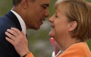 Telefonul Angelei Merkel ar fi fost interceptat de serviciile secrete din SUA. Reactia lui Obama