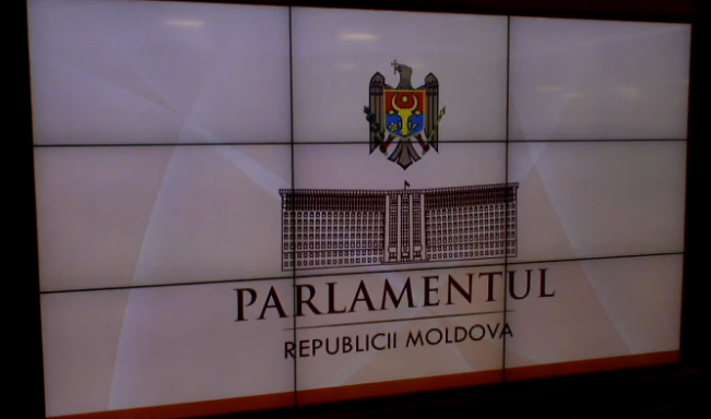 Va fi ales astazi presedintele legislativului? Cabinele de vot au fost instalate deja in holul parlamentului! Iata cum arata - FOTO