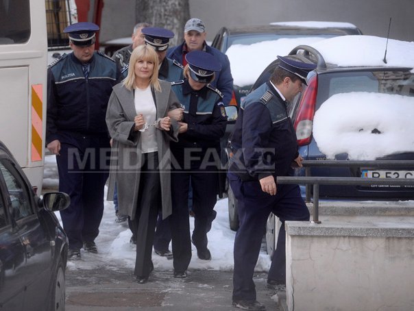 ULTIMA ORA! Elena Udrea, ARESTATA pentru 30 de zile. Ar fi primit 3,6 milioane de euro in cazul contractului e-Romania