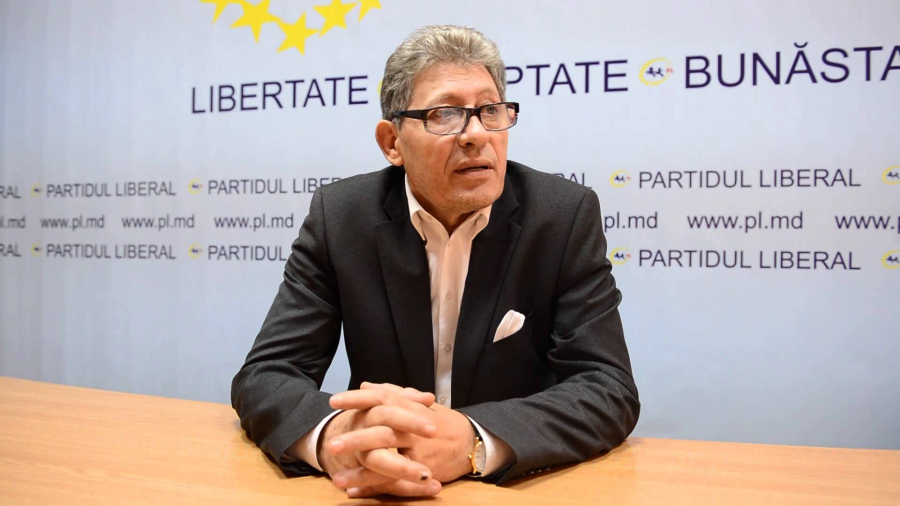 Ghimpu face dezvaluiri: "Aseara au venit Plahotniuc si Leanca la sediu. Mi-au propus sa votez Guvernul"