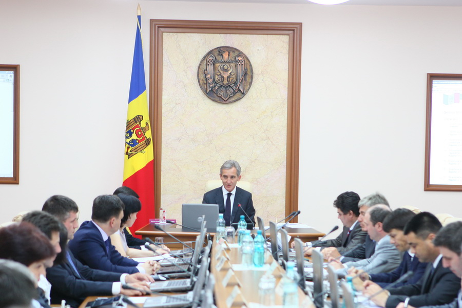 Timofti poate inainta in Parlament mai multe solicitari de investitura, nu doar 2. Ce se va intampla in continuare