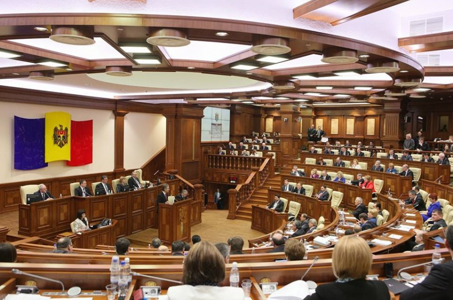 12 parlamentari noi! Cine sunt viitorii deputati