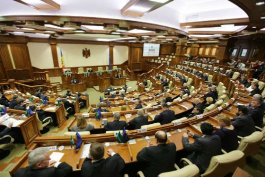 Parlamentul se intruneste in sedinta. Ce proiecte se vor discuta