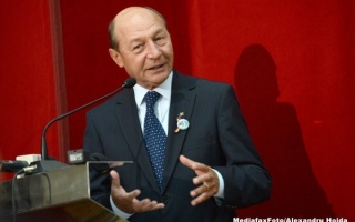 Traian Basescu implineste astazi 62 de ani. Cum a petrecut de ziua sa in trecut