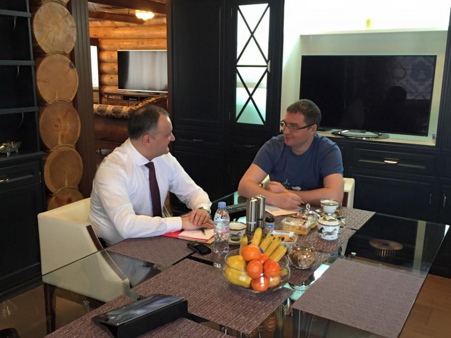 Dodon si Usatai, front comun? Cei doi politicieni s-au intalnit la Moscova pentru a discuta despre alegerile locale. FOTO