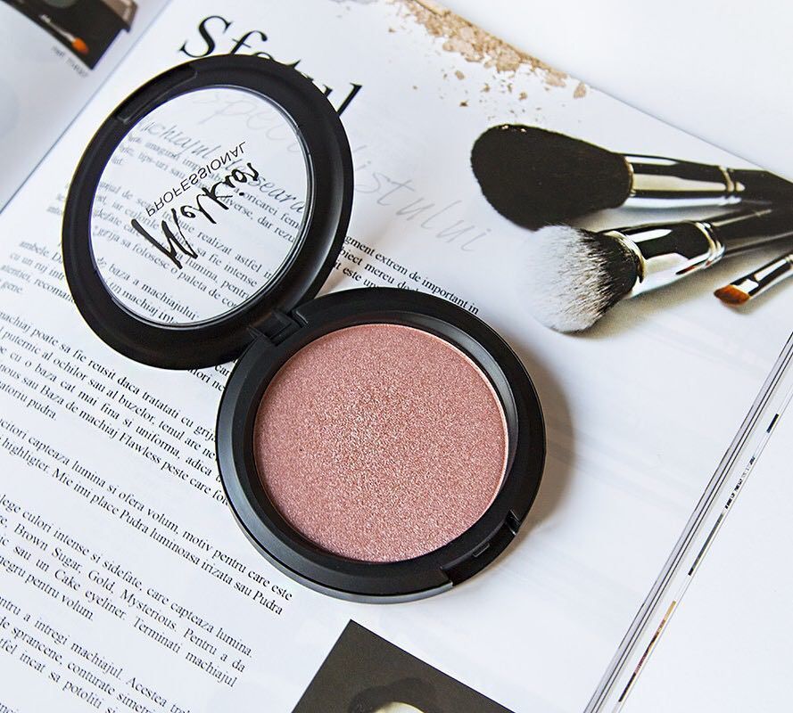 Prospetime de primavara in machiaj de la Melkior! Make-up artista, Dika Cheptine, te invata sa te machiezi corect