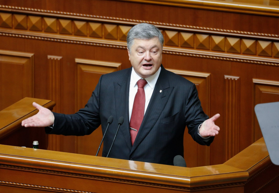Porosenko si Zelenski condamna demersul Moscovei privind cetatenia locuitorilor din regiunile Donetk si Lugansk