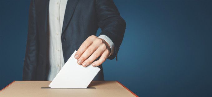 Incepe campania electorala pentru europarlamentare. 13 partide si 3 independenti intra in cursa