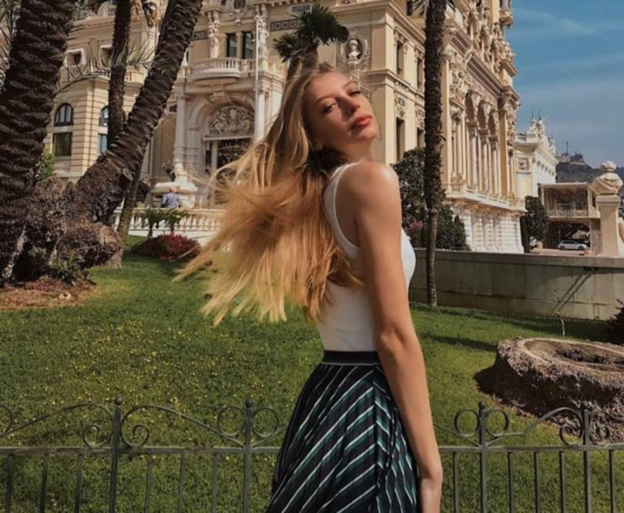 Tanara interpreta, Dana Rogovski, a vazut dezastrul de la Notre-Dame de Paris. „A fost socant. Era foarte multa lume.”
