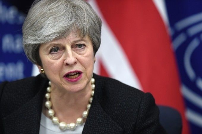 Theresa May le promite parlamentarilor britanici o oferta „indrazneata” privind Brexitul